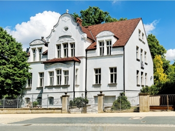 Provisionsfrei – Repräsentative Stadtvilla mit vielseitigem Nutzungskonzept, 16928 Pritzwalk, Villa