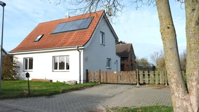 Großzügiges Zuhause mit 2.500 m² Grundstück – viel Potenzial in ruhiger Lage bei Wismar, 23974 Hornstorf, Einfamilienhaus