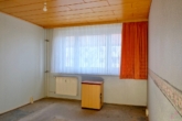 Schlafzimmer - Westausrichtung - 3 Zimmer, Balkon & Stellplatz – alles da!