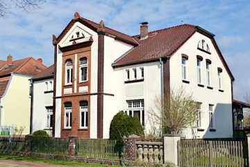 Denkmalgeschützte Villa mit Wasserzugang in Dömitz, 19303 Dömitz, Villa