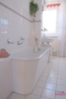 Badezimmer - Gepflegte 4-Raum-Wohnung mit Balkon und Stellplatz