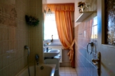 Badezimmer - Ruhige Eigentumswohnung in Stadtfeld -West